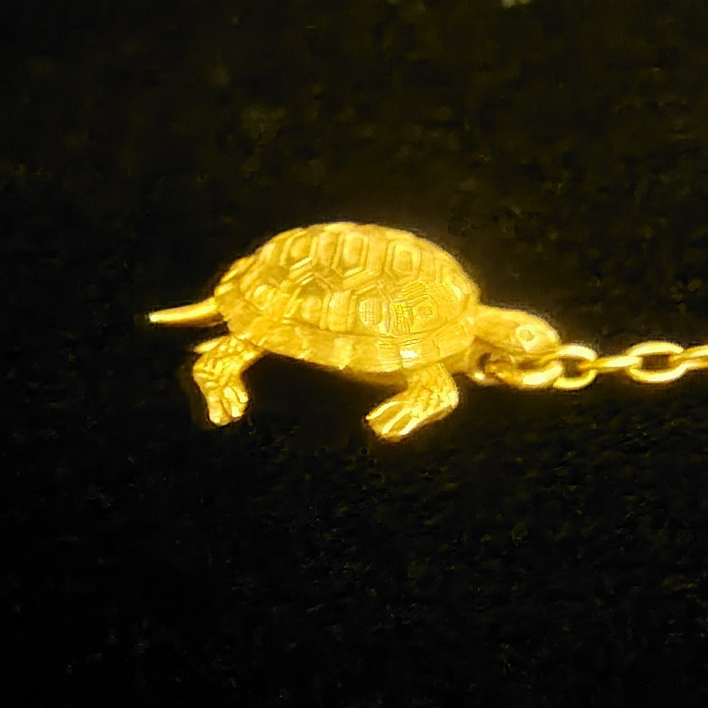 ブローチ ウサギとカメ 立体造形