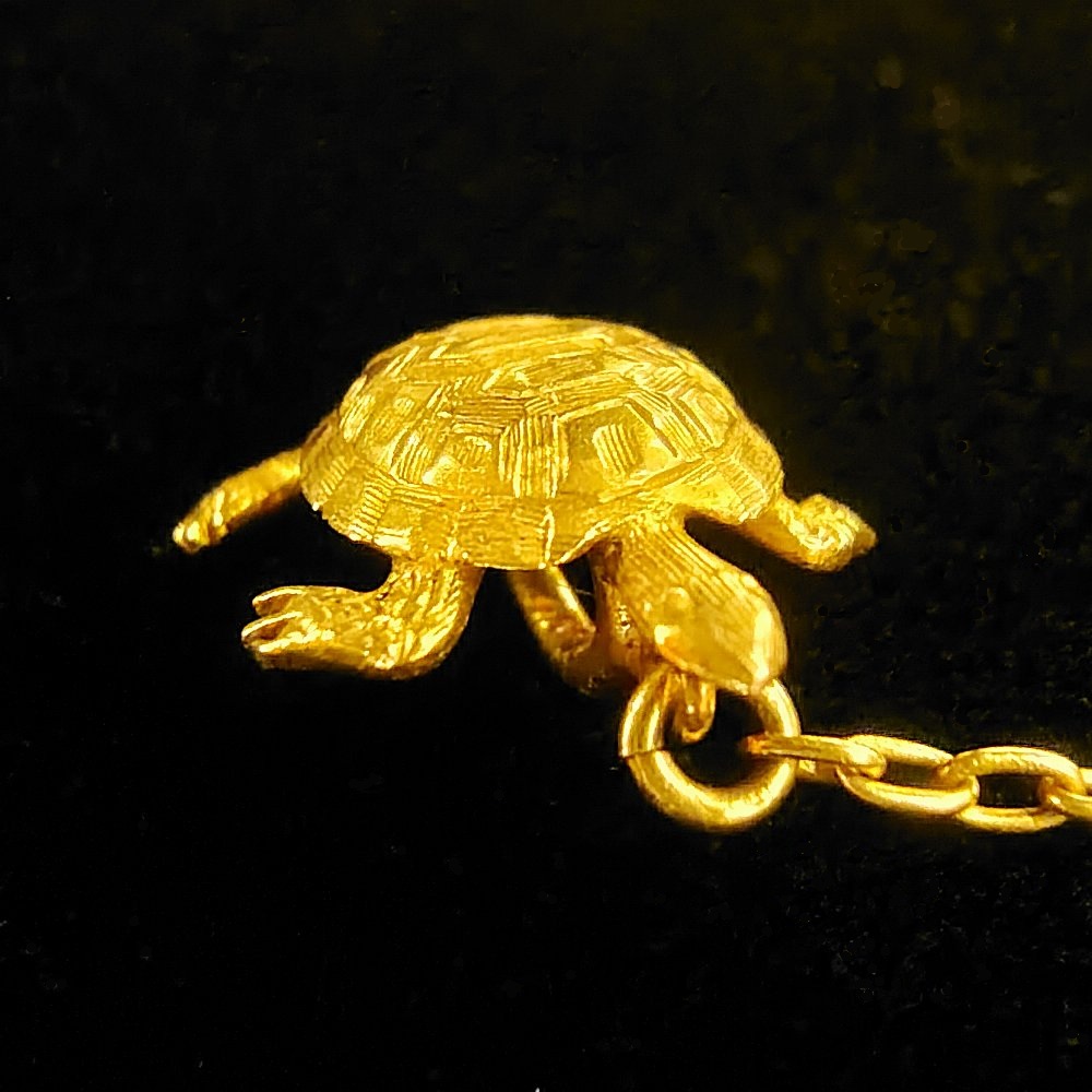 ブローチ ウサギとカメ 立体造形