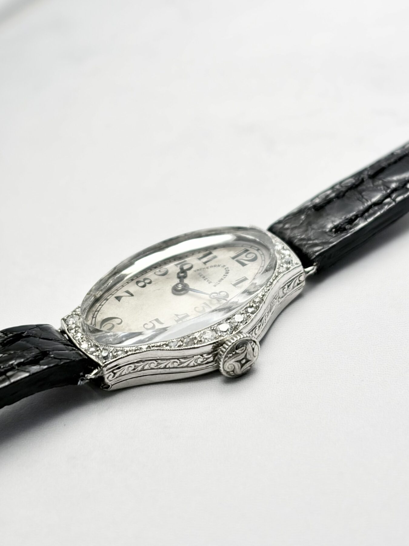 ヴァシュロンコンスタンタンケースサイド彫金