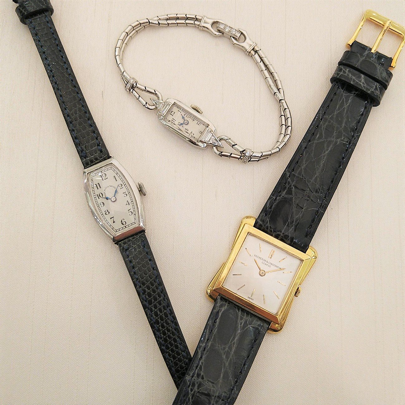 アールデコのアンティーク時計と薄型ムーブメントのヴァシュロンコンスタンタン