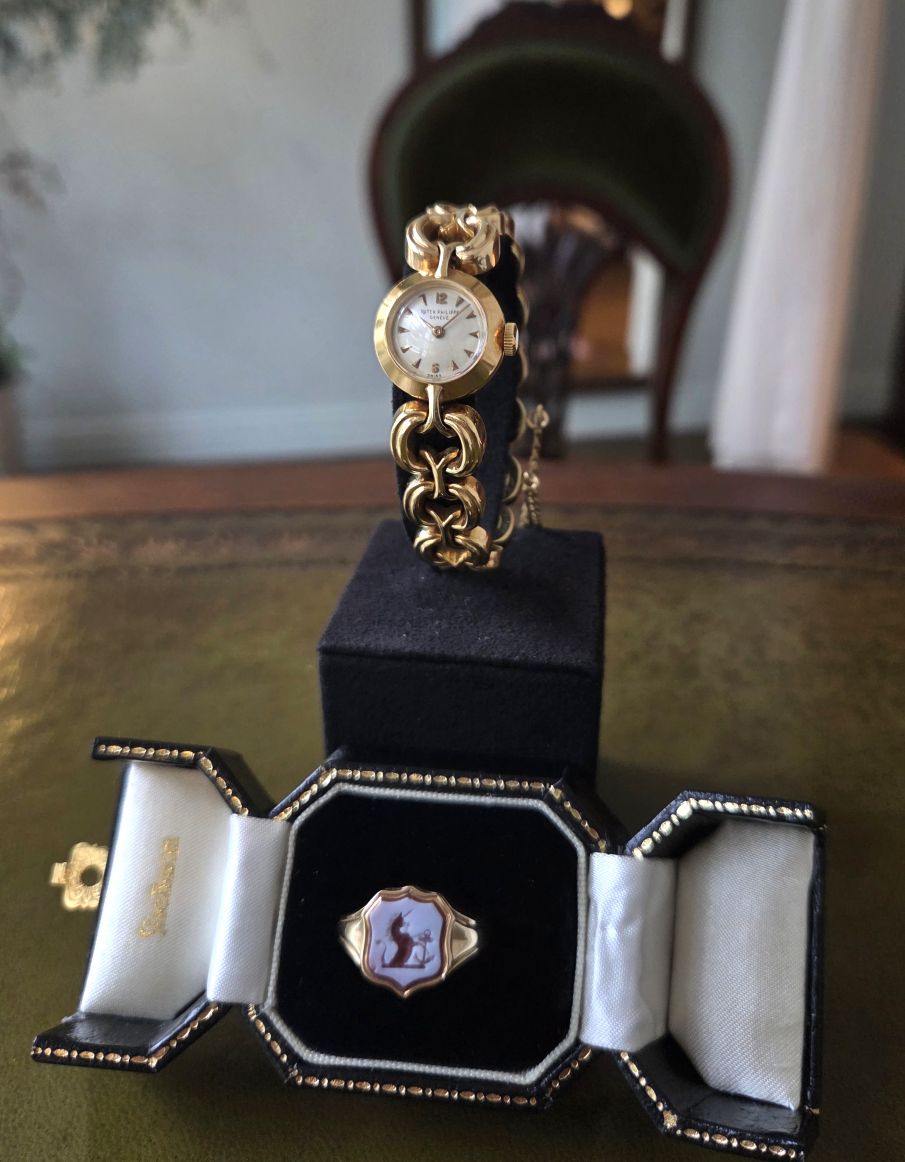 ヴィンテージのパテックフィリップとアンティークのインタリオリング